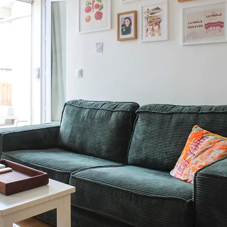 Apartment Beautiful T2 With Terrace In The 10th *