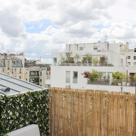 Beautiful T2 With Terrace In The 10th Paris